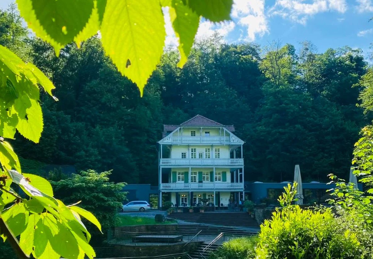 Schloss Wolfsbrunnen, Germany